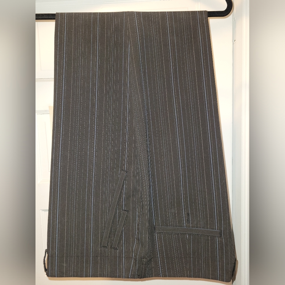 Claiborne black & navy pinstripe dress pants 40x32